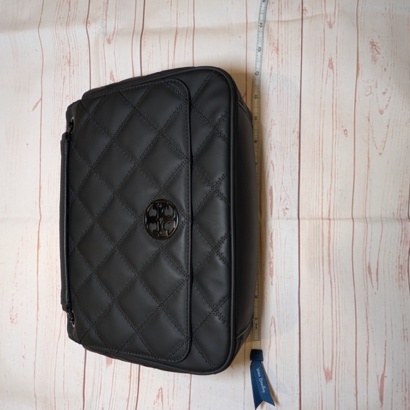 EUC Tory Burch Willa Black Matte Quilted Shoulder Crossbody Bag - Picture 4 of 16